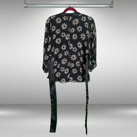 St Tropez West Black and Tan Flower Sheer Kimono Shirt w Satin Sash - Picture 5 of 9